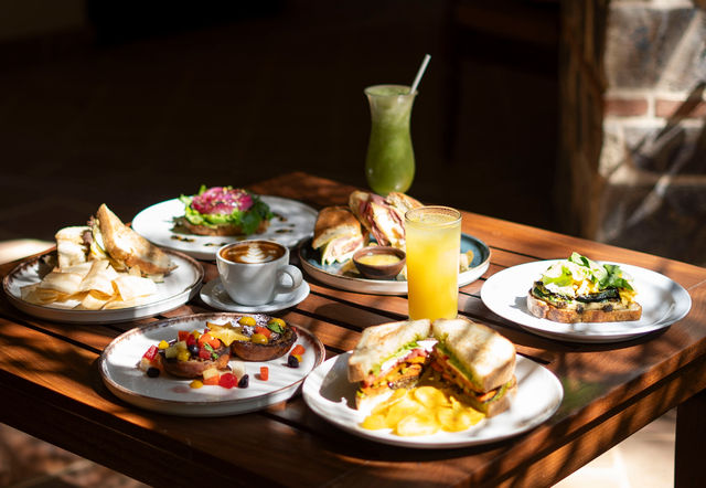 Oceanfront dining at Rancho Santana